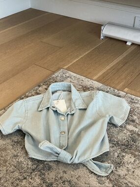 Zara Light Blue Denim-Look Cropped Button Shirt with Tie Hem